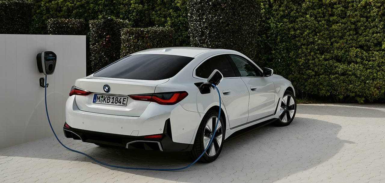 Fully Electric BMW i4