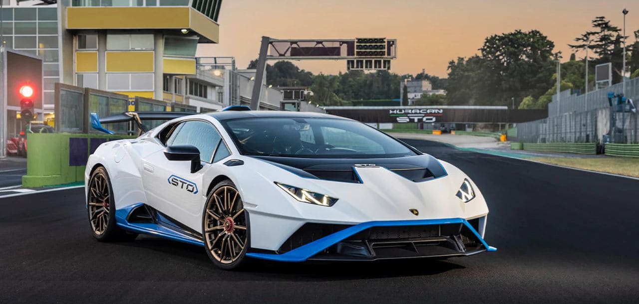 Lamborghini Huracan STO Exterior