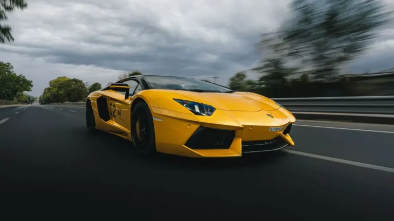 Lamborghini Supercars Driving Through Ahmedabad - Lamborghini Mumbai