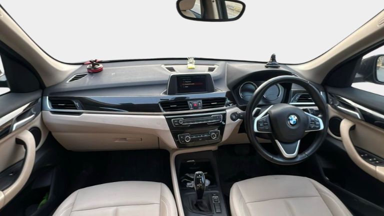 BMW X1 sDrive 20i interior View - BMW Used Cars