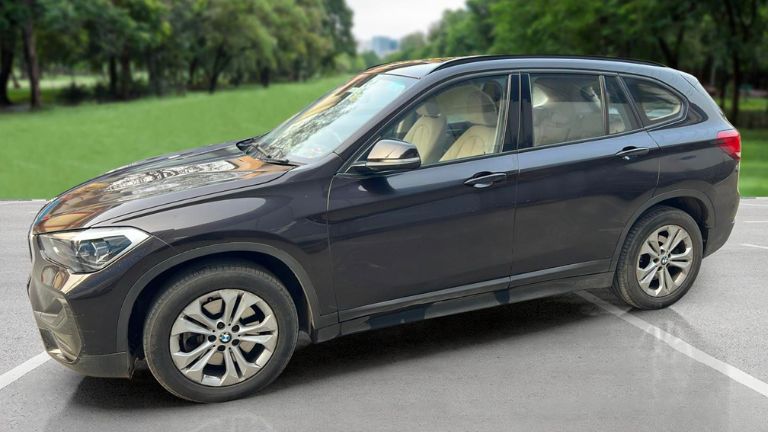 Second hand BMW X1 sDrive 20i