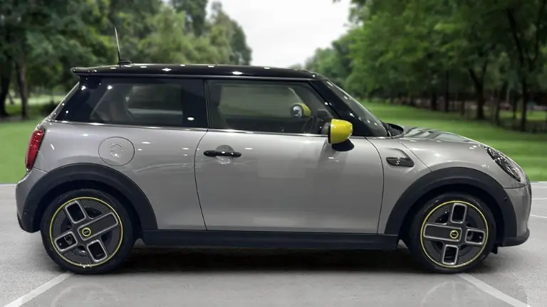 Second hand MINI Cooper price