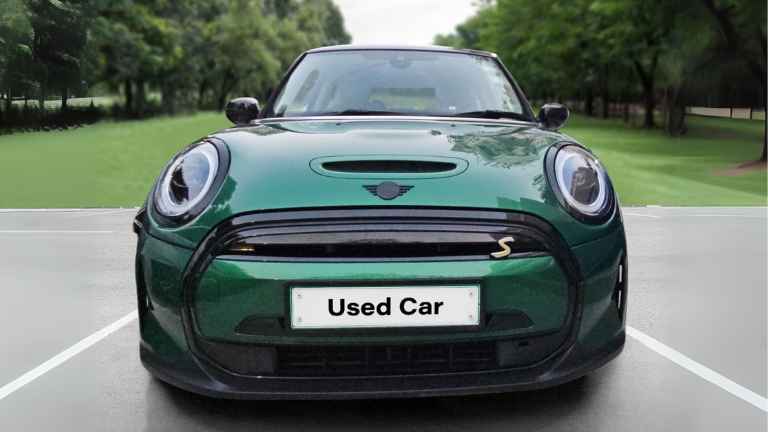 Used MINI Cooper SE Cars in Mumbai