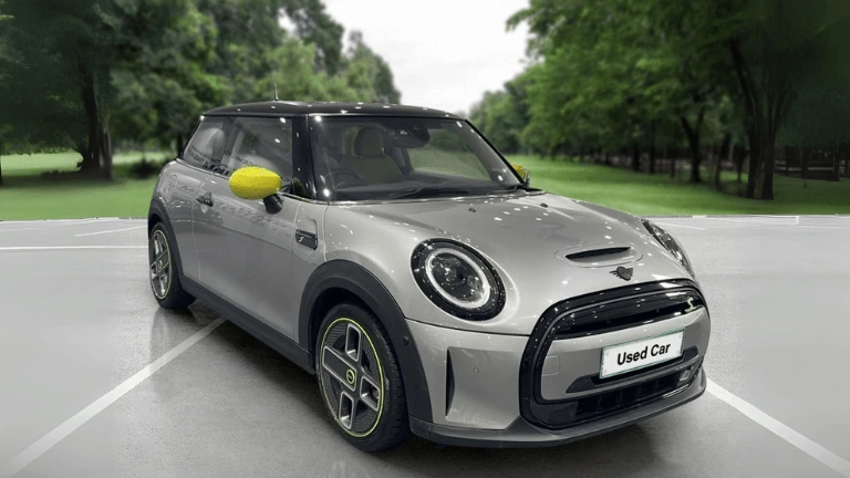 Mini Cooper Hatchback (EV) – Used Cars